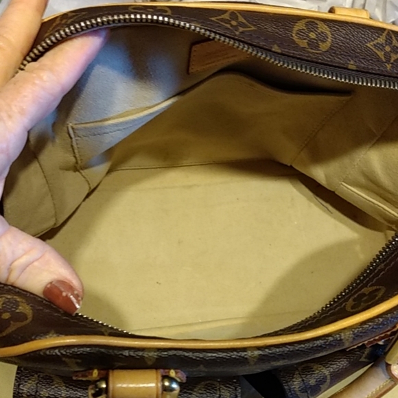 Louis Vuitton Manhattan PM Handbag 100% Authentic - Picture 4 of 8